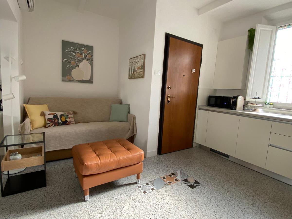 8+8 Appartamento Con Garage Ливорно Экстерьер фото